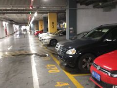 -宜家家居（上海徐汇商场店）-停车场