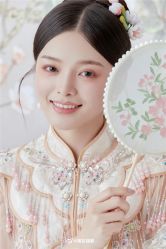 -至臻微拉婚纱摄影