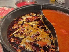 -鹿鸣山草本茶香火锅(园西路店)