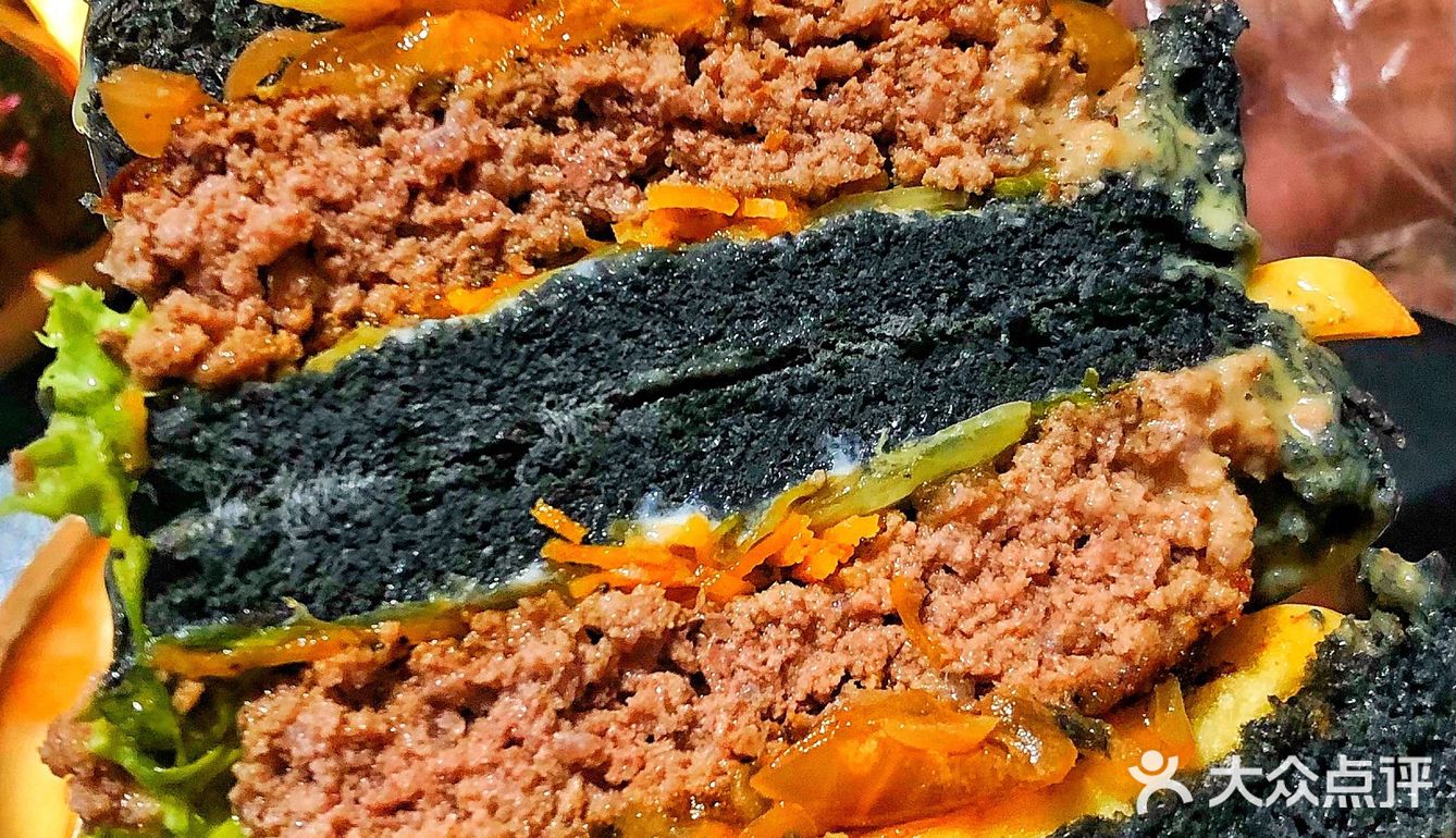 藏在沙坡尾小巷的老牌汉堡店🍔 味道真的绝