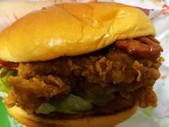 吮指十三鲜小龙虾烤鸡堡/鸡肉卷-肯德基(温岭昌辉店)