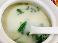 鱼头汤-正宗普宁豆干坊·洪记砂锅粥(红领巾路店)