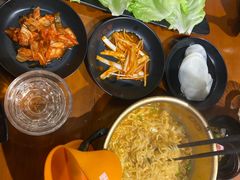 -肉甲韩国木炭烤肉(新壹街1店)