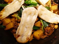 地锅鸡-眷江南之小蓝鲸(王府大街店)