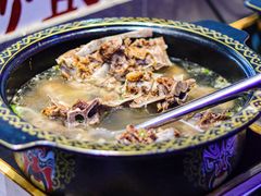 -鑫海汇海鲜烤肉火锅自助(七彩城店)