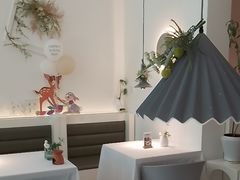 -春树下·树屋花房西餐厅(罍街AS1980店)