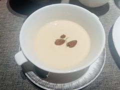 -虹潮荟·餐桌上的美食地理(太阳宫店)