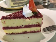 红丝绒乳酪-港丽餐厅