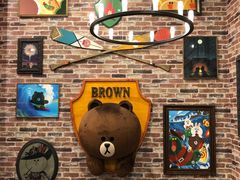 -LINE FRIENDS Garosu-gil Flagship Store