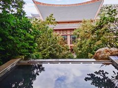 -七彩云南古滇温泉山庄