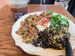 -CowCow其其·牛杂咖啡公司(六运店)