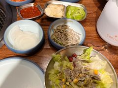 -明洞阿姨·韩式酱蟹烤肉·创意料理(三元桥店)