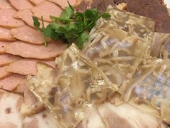 -鹤乡东北菜(崮山路店)