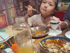 -蚝堡海鲜·威海菜·海肠捞饭·烧烤·亚洲吃蚝公司(幸福门店)