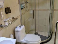 -德全心悦酒店(北京金台路地铁站店)