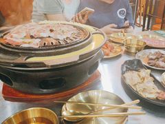 -胡悦里韩式烤肉(芝罘万达广场店)