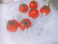 番茄脆菇沙拉-小大董·烤鸭(五棵松店)