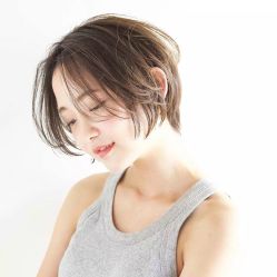-AYO SALON