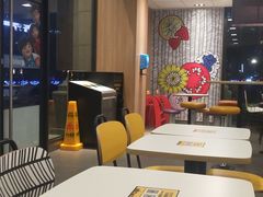 大堂-麦当劳(杭州萧山京港国际店)