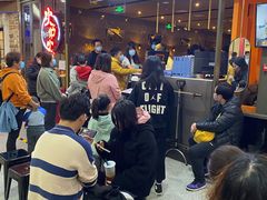 等位区-火炉火自助餐(喜隆多店)