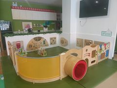 -乐融婴幼儿成长中心(四季青校区)