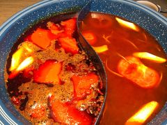 重庆红油经典鸳鸯锅-王歘歘·chuǎ火锅(五道营店)