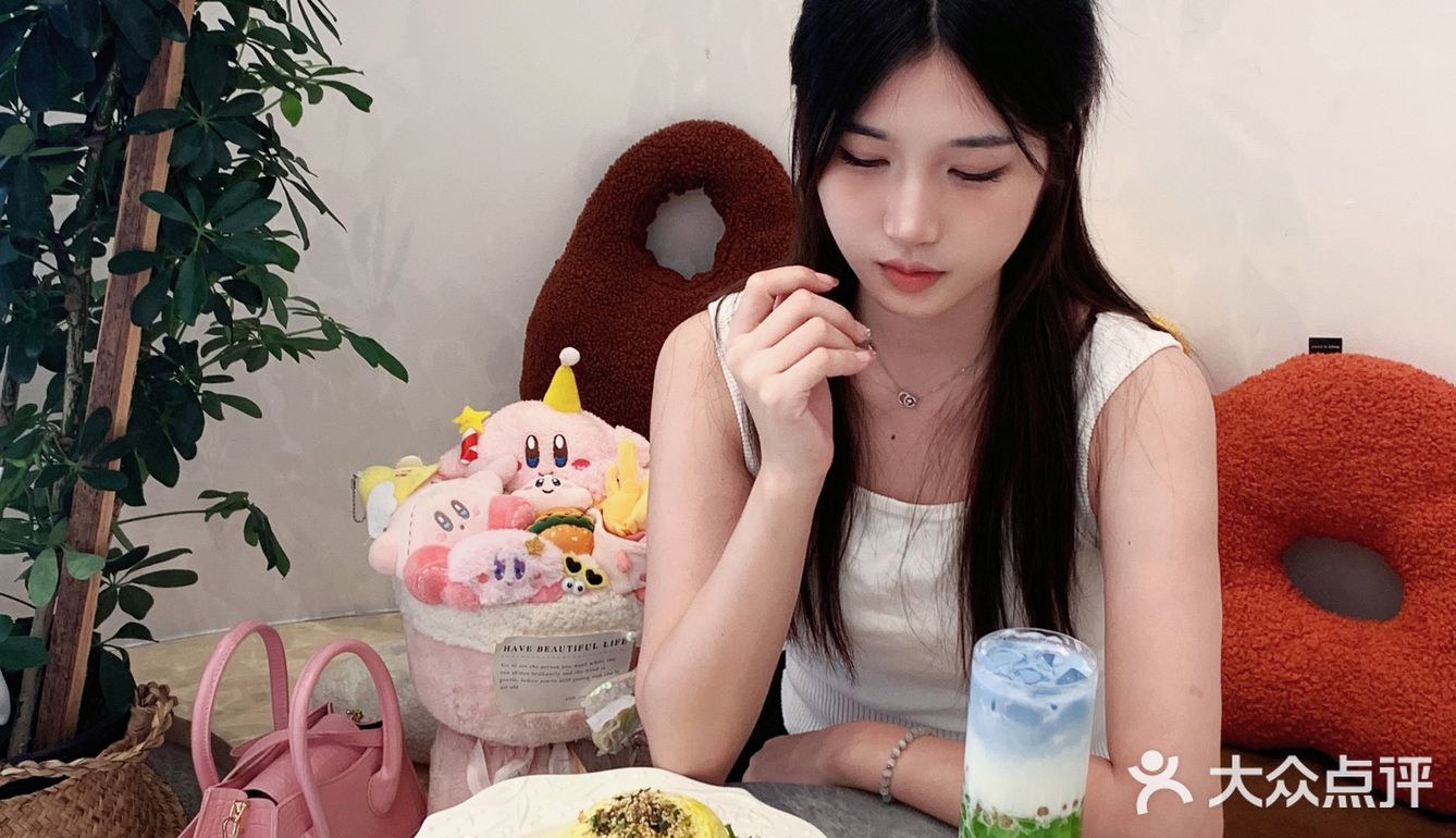 在中山！！！给我挖到了少女心满满的店！！