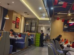 -靓虾二哥长沙地标小龙虾(五一广场店)