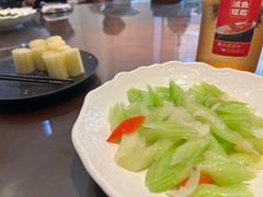 -吴越荣记苏州菜·松鼠桂鱼 100% 活鱼现做(月光码头店)
