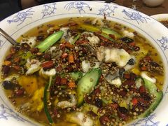 江鱼做水煮鱼-渝信川菜(工体店)