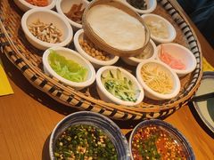 -包整·丝娃娃(一览甲秀楼风景店)