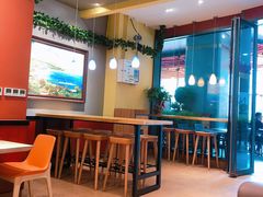 -The Habit Burger Grill 哈比特汉堡(爱琴海店)