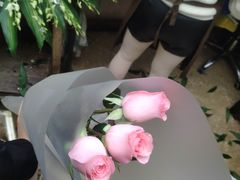 -亭亭鲜花店(中山北路店)