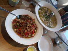 -严记小天府酸菜鱼(西四路店)