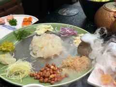 -得意咚瓜·顺德鱼生·冬瓜火锅(深圳首店)