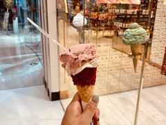 榛子冰激凌-VENCHI 闻绮(北京国贸商城店)