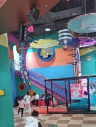 -欧酷世界动力星球(王府井奥莱UP TOWN店)