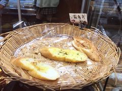 -苹果花园(乳山路店)