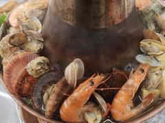 -一口猪海鲜浑锅·东北家常菜