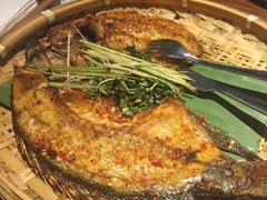 香茅草烤罗非鱼-云海肴·汽锅鸡·云南菜(美罗城店)