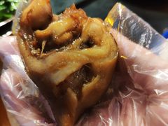 热卤猪蹄-王婆乔鲜鱼自助火锅(蜀汉路店)