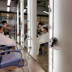 -ON STAR SALON