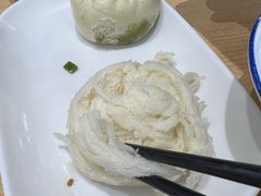 -李与白包子铺(桐梓林店)