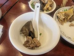 -鲁朗纳麦石锅鸡庄园