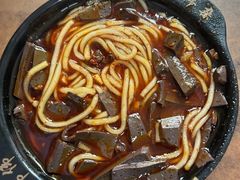 -伟伟羊杂馆