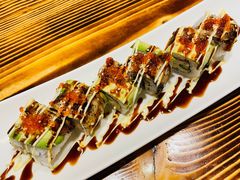 牛油果三文鱼卷-和蕴日本料理