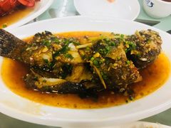 -小辣妹川味海鲜加工店(第一市场椰风巷店)