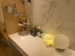 -香港倾城国际·美容美体中心