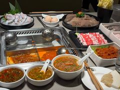 -海底捞火锅(宝龙广场夜宵主题店)