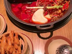 -巴卤社老火锅(财富店)